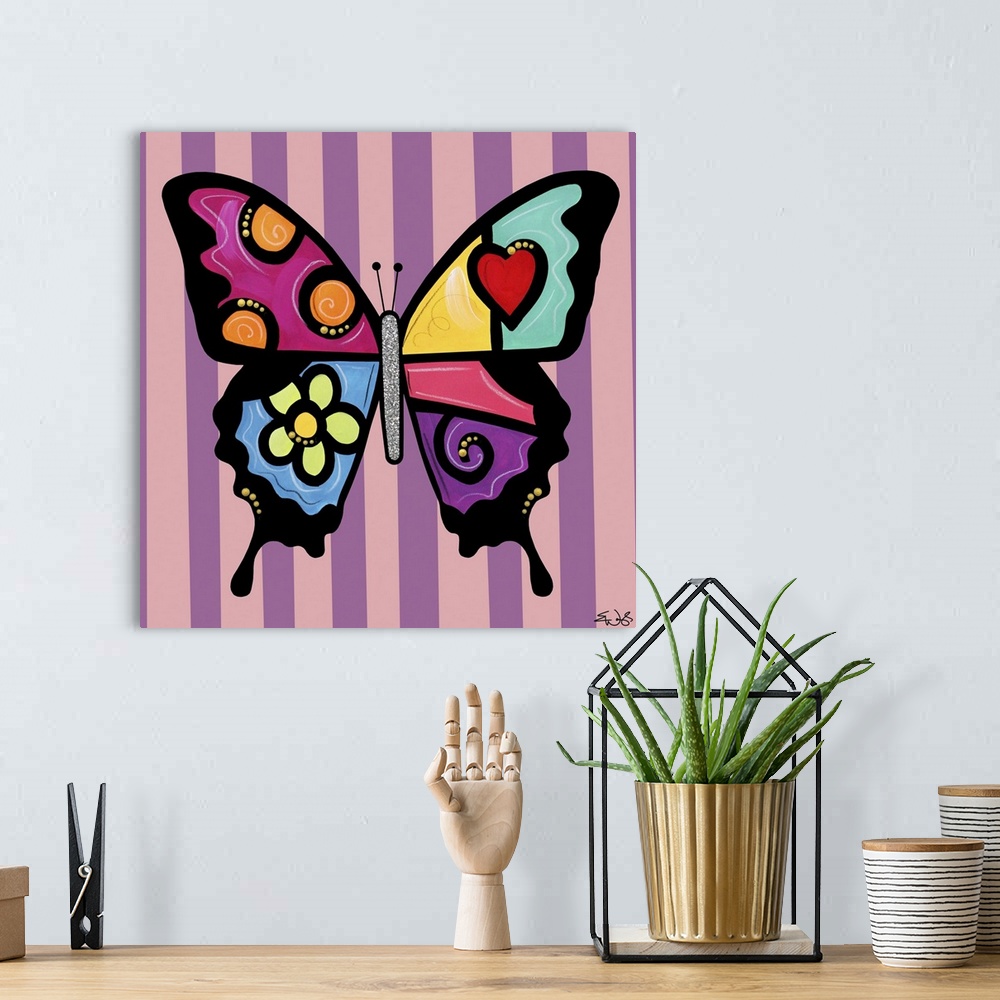 A bohemian room featuring Butterfly flower