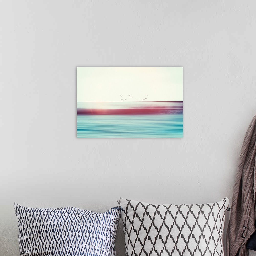 A bohemian room featuring Abstract of the ocean.