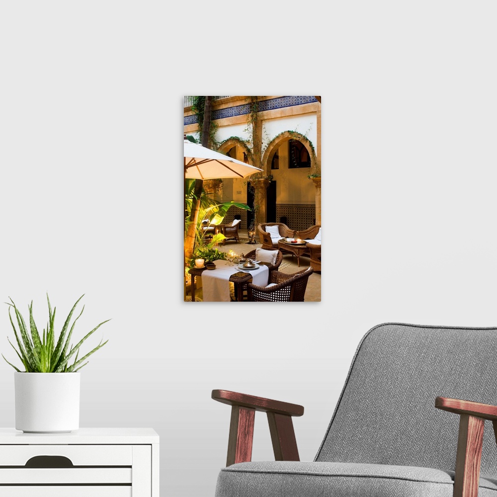 A modern room featuring Morocco, Al-Magreb, Morocco, Essaouira, Heure Bleue Palais Hotel, courtyard