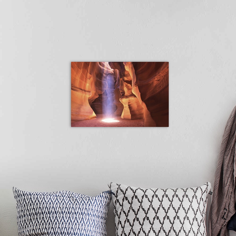 A bohemian room featuring Arizona, Antelope Canyon, Ray of light through the Upper canyon