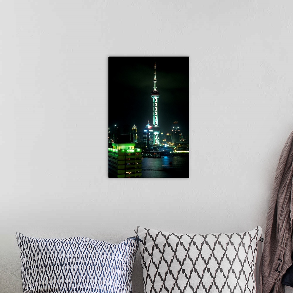 A bohemian room featuring Asia, China, Shanghai, Pudong New Area, Orient Pearl TV Tower and Huangpu river
