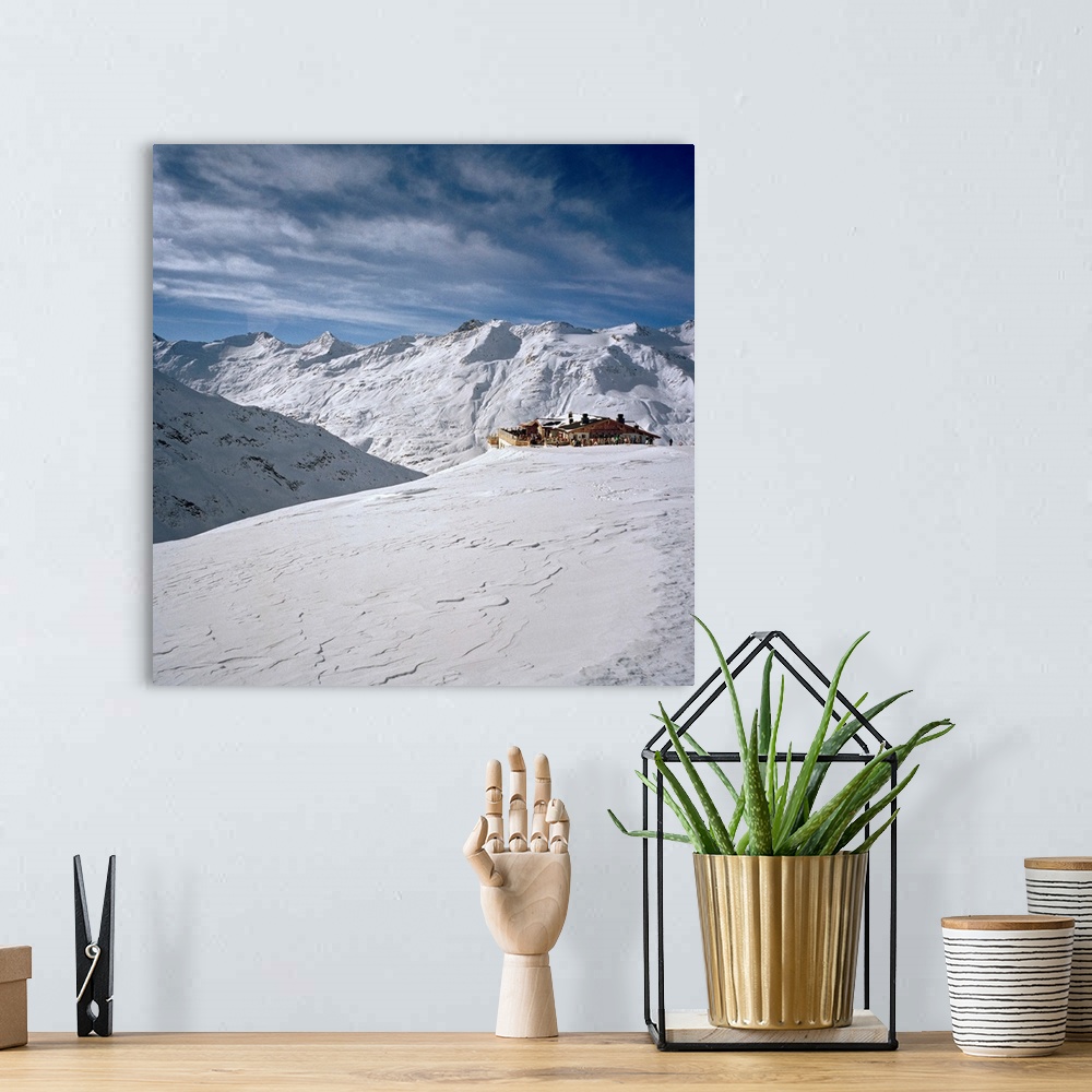 A bohemian room featuring Austria, Tyrol, Alps, Central Europe, otztal Valley, Obergurgl, Hohe Mut Alm, refuge