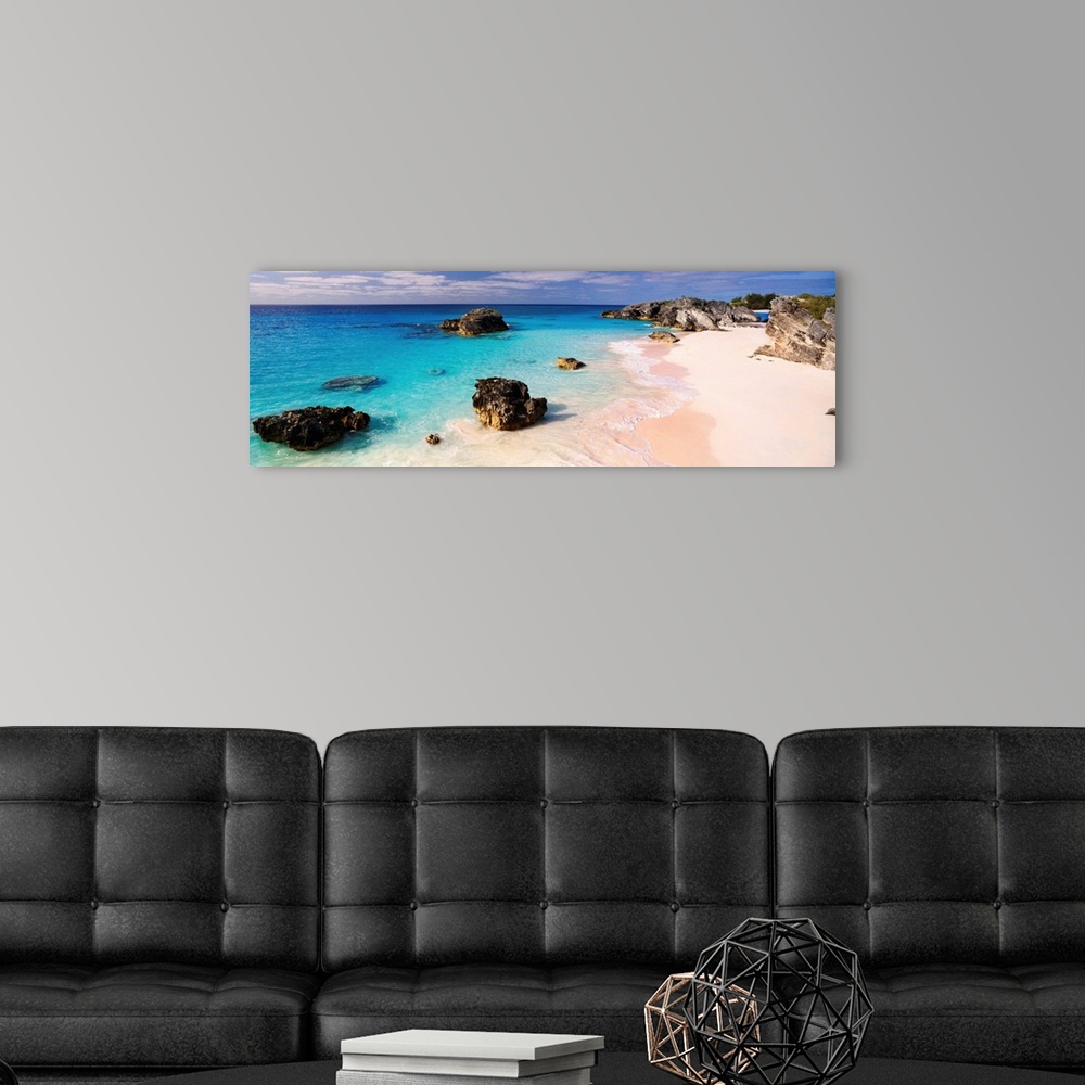 A modern room featuring Bermuda, Southampton Parish, Atlantic ocean, South Shore Park, Chaplin Bay