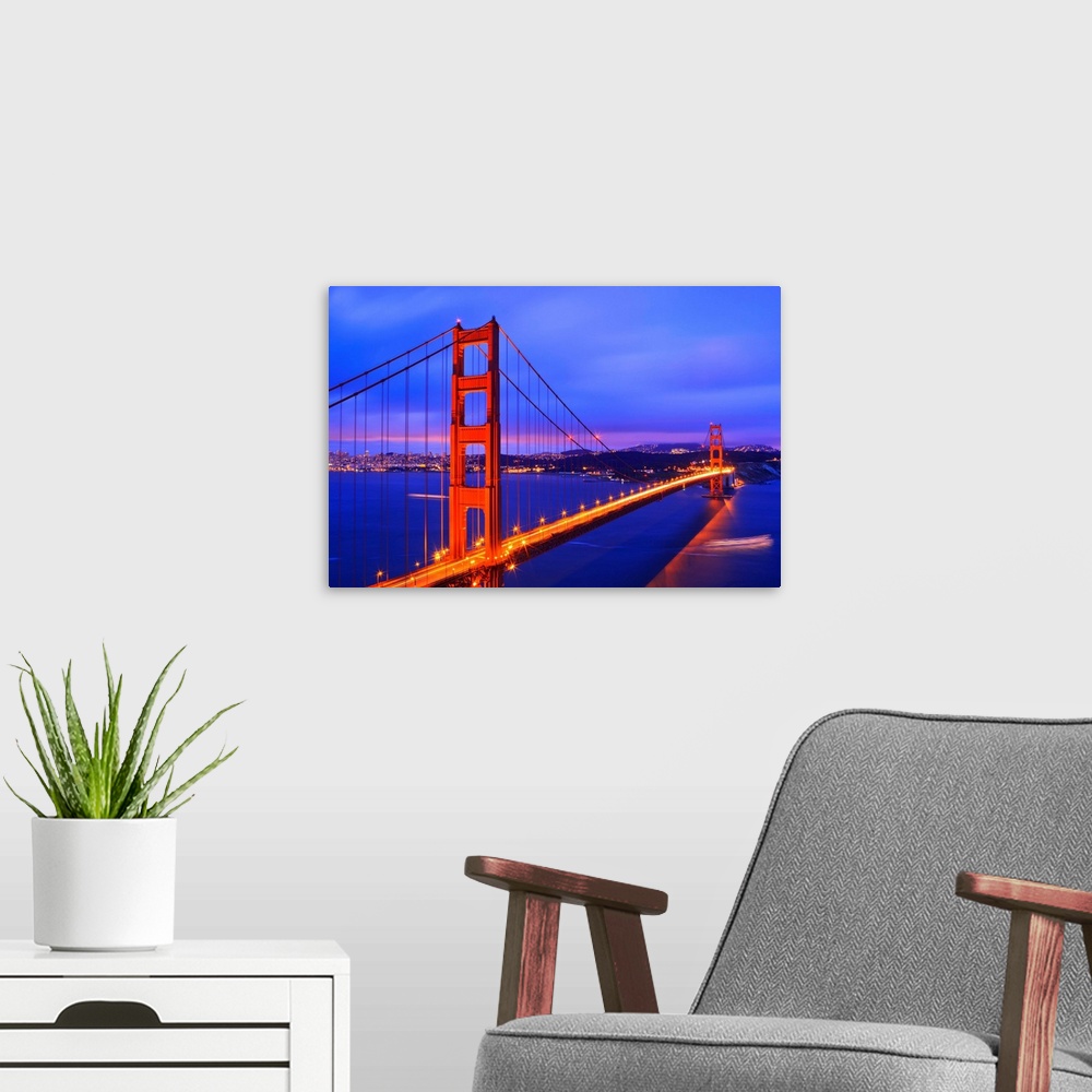 A modern room featuring California, Golden Gate Bridge