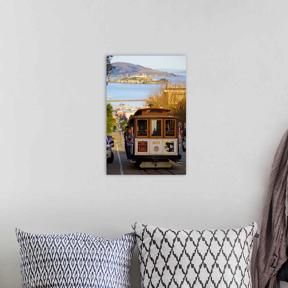 A bohemian room featuring California, San Francisco, Cable car, Alcatraz in the background