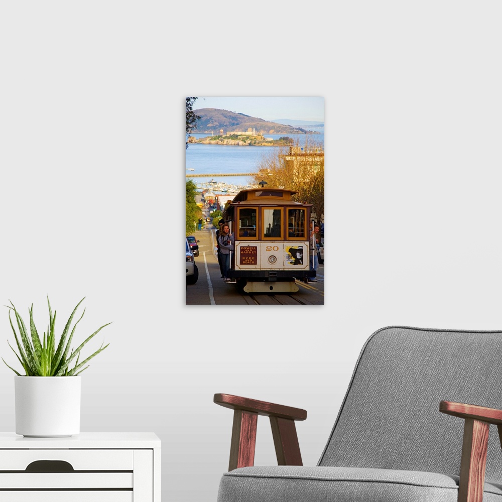 A modern room featuring California, San Francisco, Cable car, Alcatraz in the background