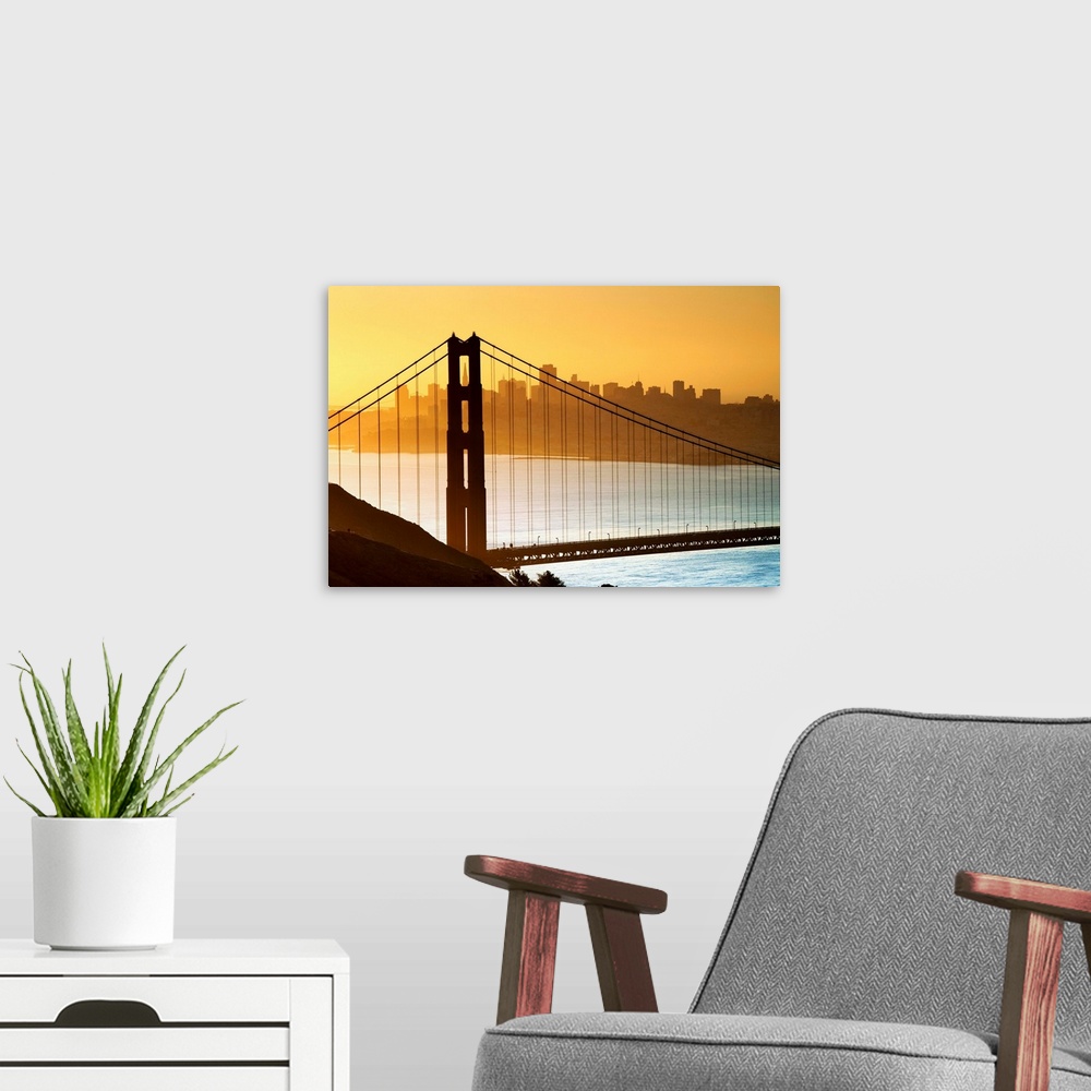 A modern room featuring California, San Francisco, Golden Gate Bridge, View of the Bridge at dawn