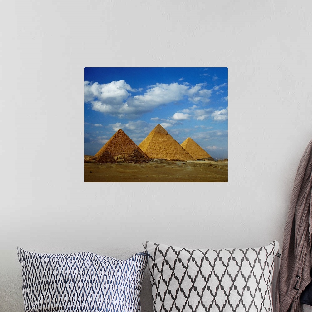 A bohemian room featuring Egypt, North Africa, Cairo, The Great Pyramids