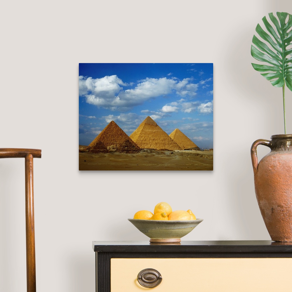 A traditional room featuring Egypt, North Africa, Cairo, The Great Pyramids