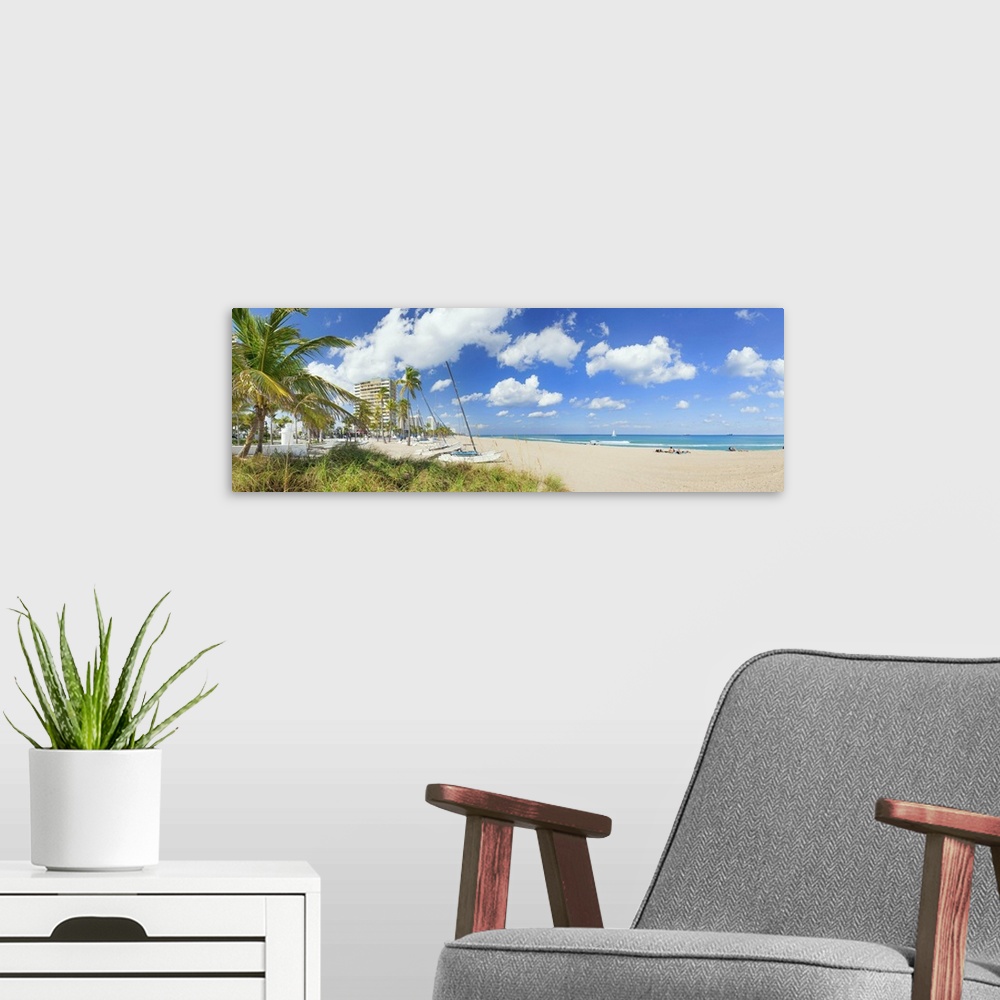 A modern room featuring Florida, Atlantic ocean, Fort Lauderdale, Fort Lauderdale beach