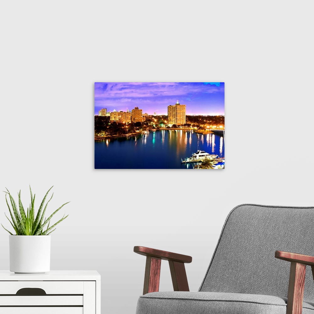 A modern room featuring Florida, Fort Lauderdale, Atlantic ocean, View of the city and canals