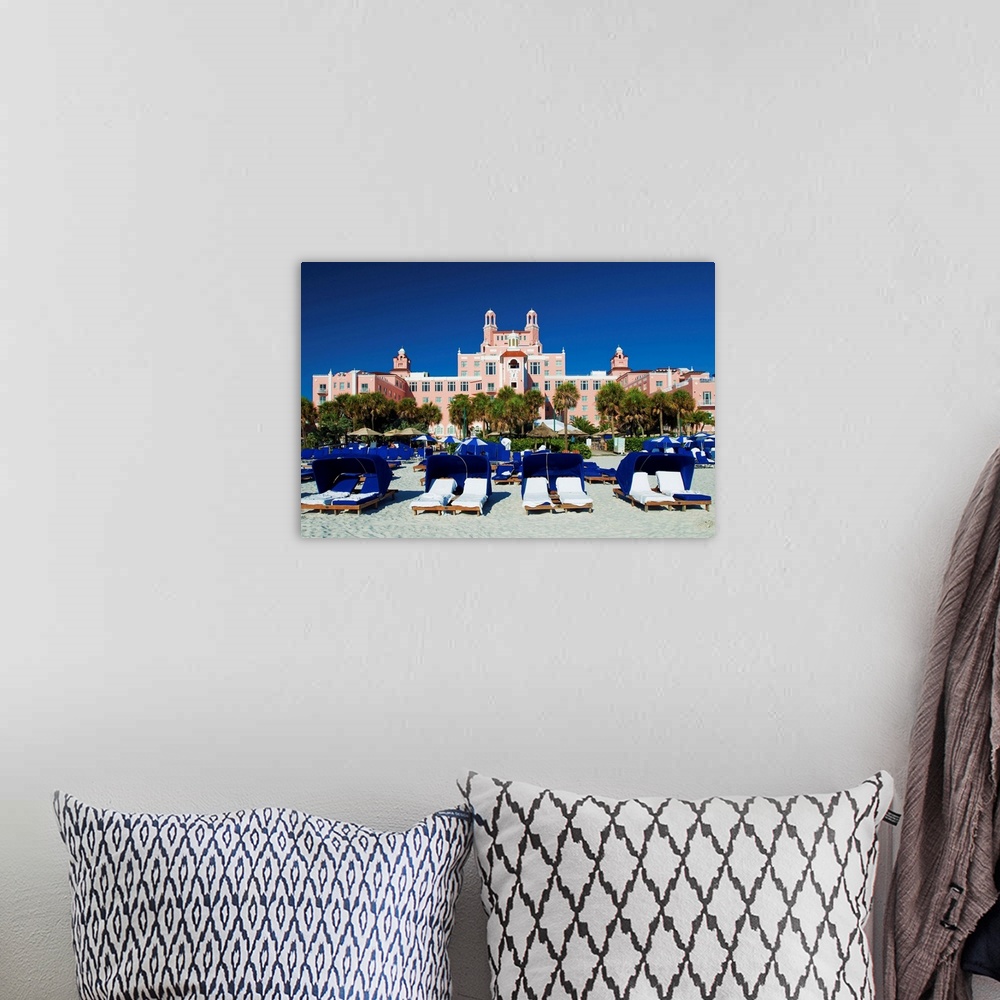 A bohemian room featuring Florida, Saint Petersburg, Saint Petersburg Beach, Don Cesar Hotel