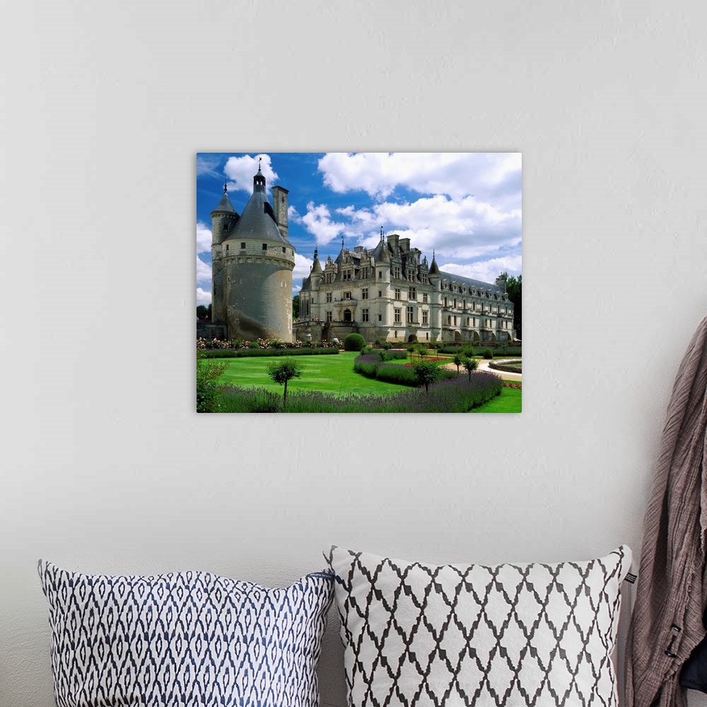 A bohemian room featuring France, Loire Valley, Chenonceaux Castle