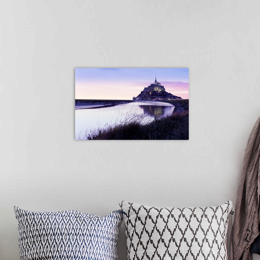 A bohemian room featuring France, Normandy, Mont Saint-Michel, English Channel, Basse-Normandie