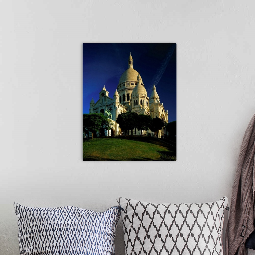 A bohemian room featuring France, Paris, Montmartre, Sacre Coeur