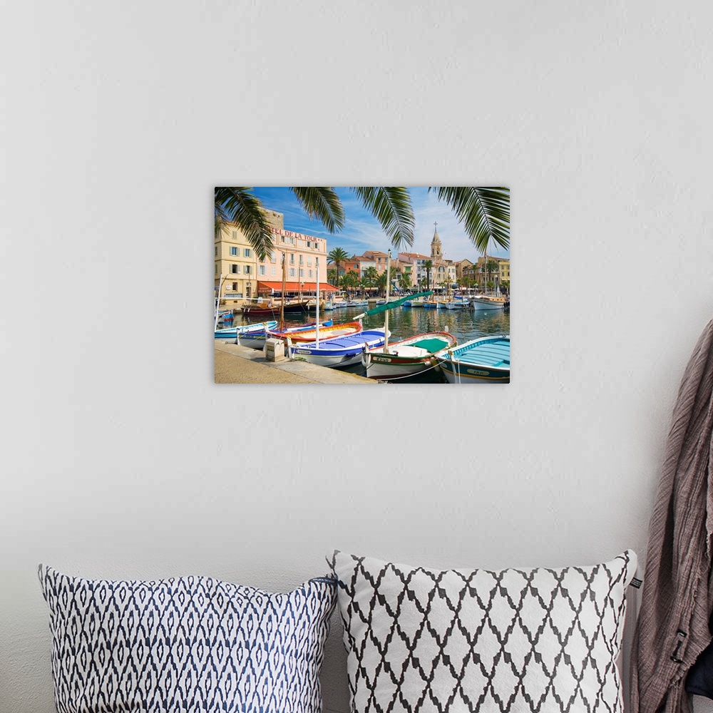 A bohemian room featuring France, Provence-Alpes-Cote d'Azur, Sanary-sur-Mer, View of the harbor