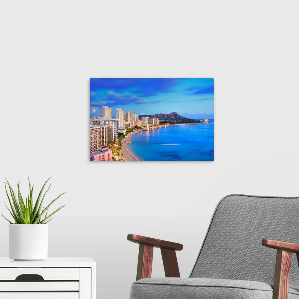 A modern room featuring Hawaii, Tropics, Pacific ocean, Oahu island, Honolulu, Waikiki beach and Diamond Head