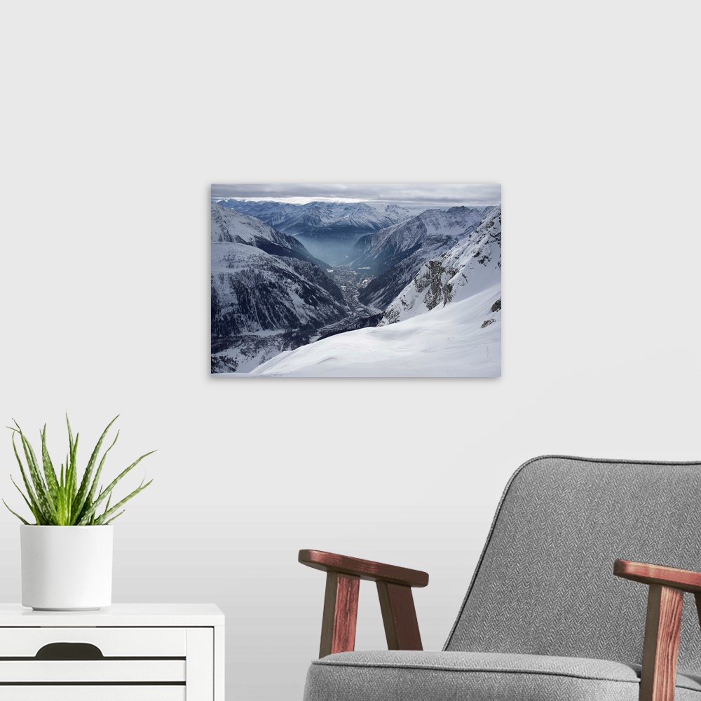A modern room featuring Italy, Aosta Valley, Alps, Courmayeur valley skiing down the Marbree, Mont Blanc