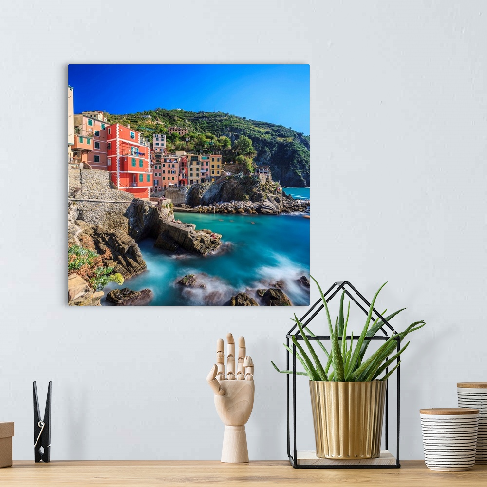 A bohemian room featuring Italy, Liguria, Ligurian sea, Ligurian Riviera, Parco Nazionale delle Cinque Terre, La Spezia dis...