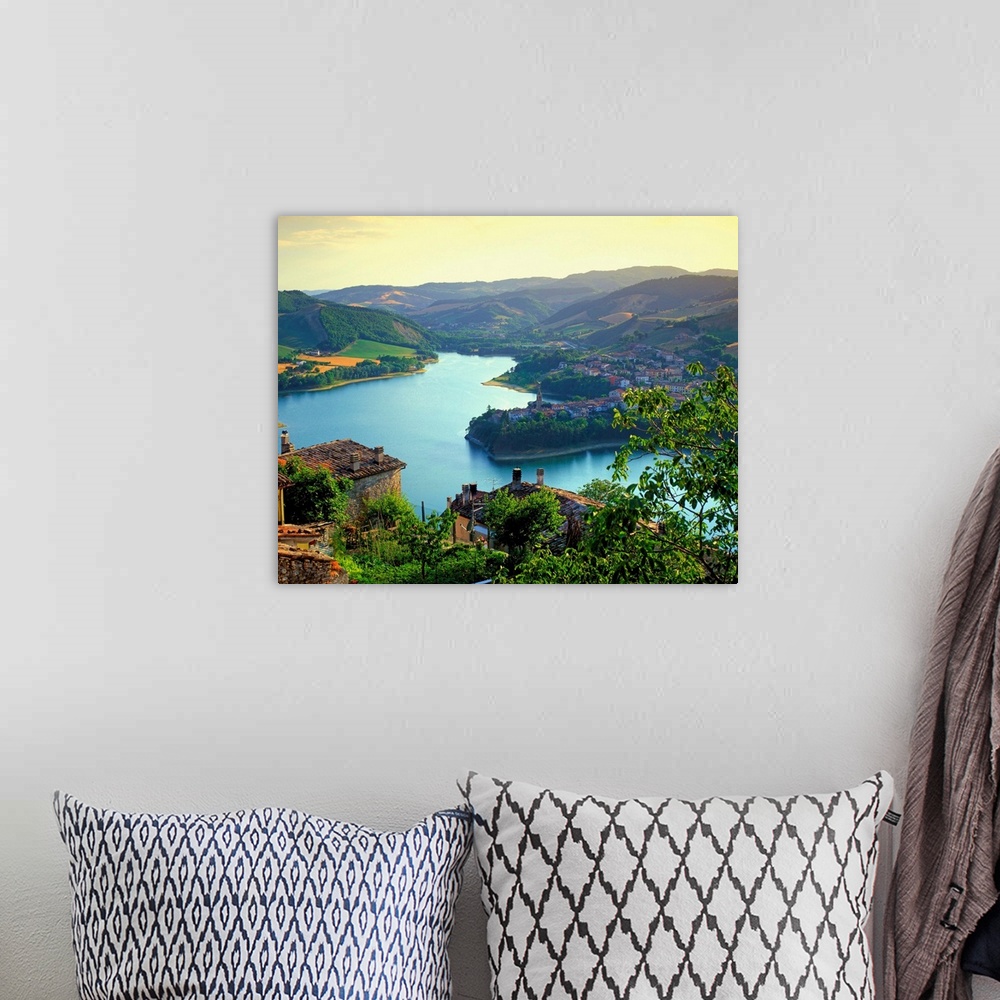 A bohemian room featuring Italy, Marche, Mercatale lake, view from Sassocorvaro village
