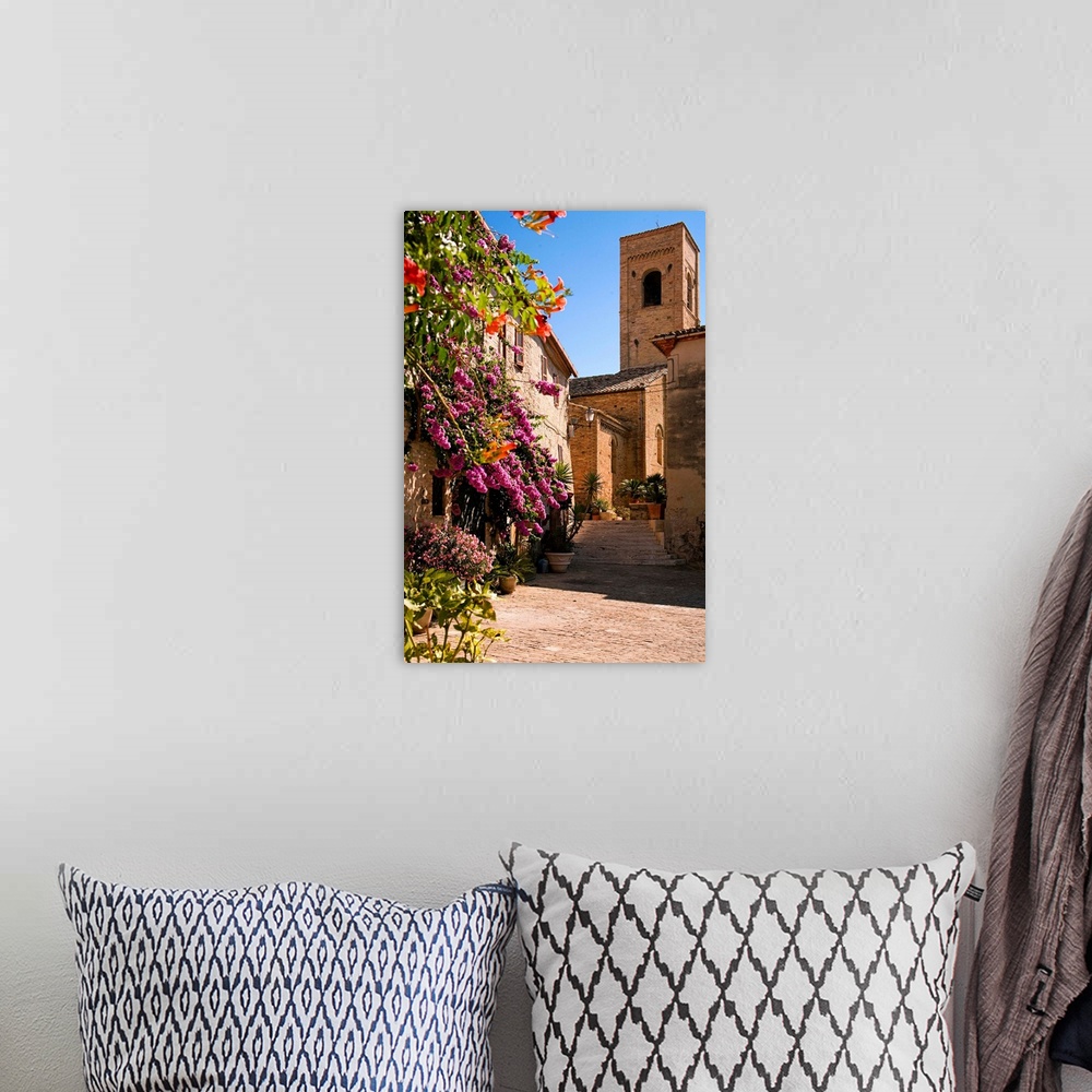 A bohemian room featuring Italy, Marches, Torre di Palme, Ascoli Piceno district