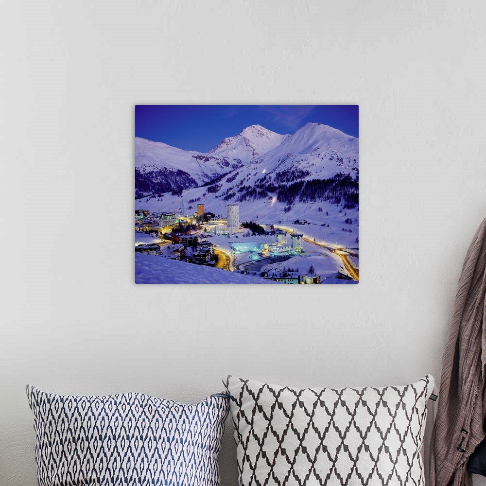 A bohemian room featuring Italy, Piedmont, Turin, Sestriere and Monte Rognosa, view by night
