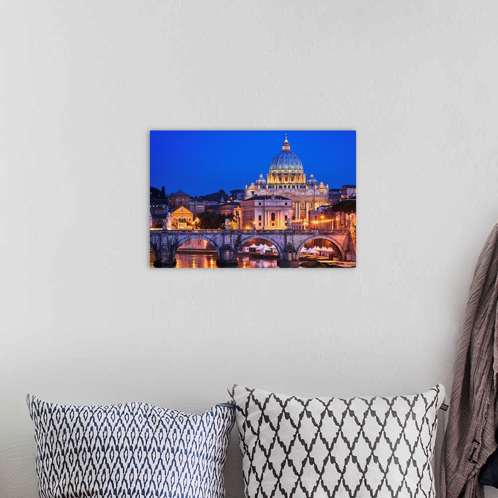A bohemian room featuring Italy, Tiber, Tevere, Rome, St Peter's Basilica, View of the Basilica at night