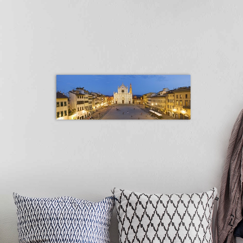A bohemian room featuring Italy, Tuscany, Florence, Santa Croce square and Santa Croce church
