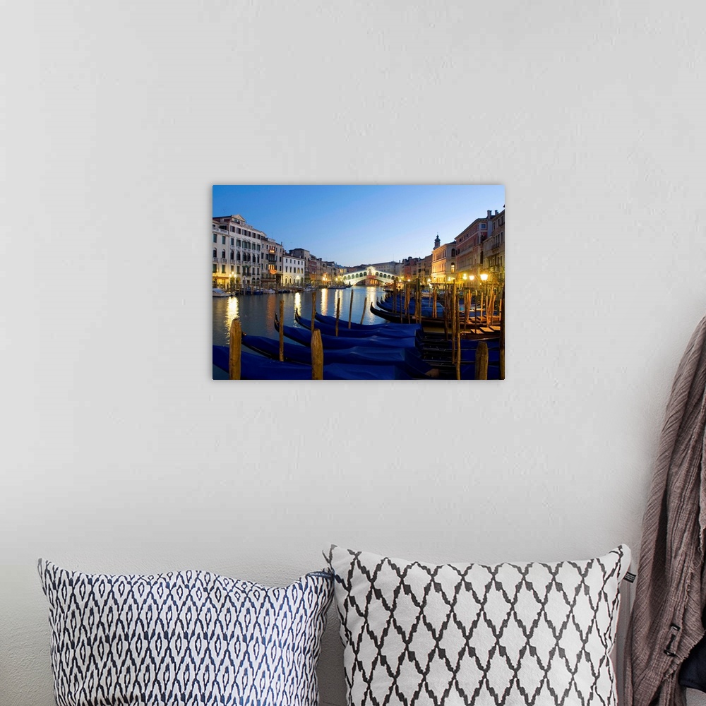 A bohemian room featuring Italy, Italia, Veneto, Venetian Lagoon, Venice, Venezia, Canal Grande and Rialto Bridge