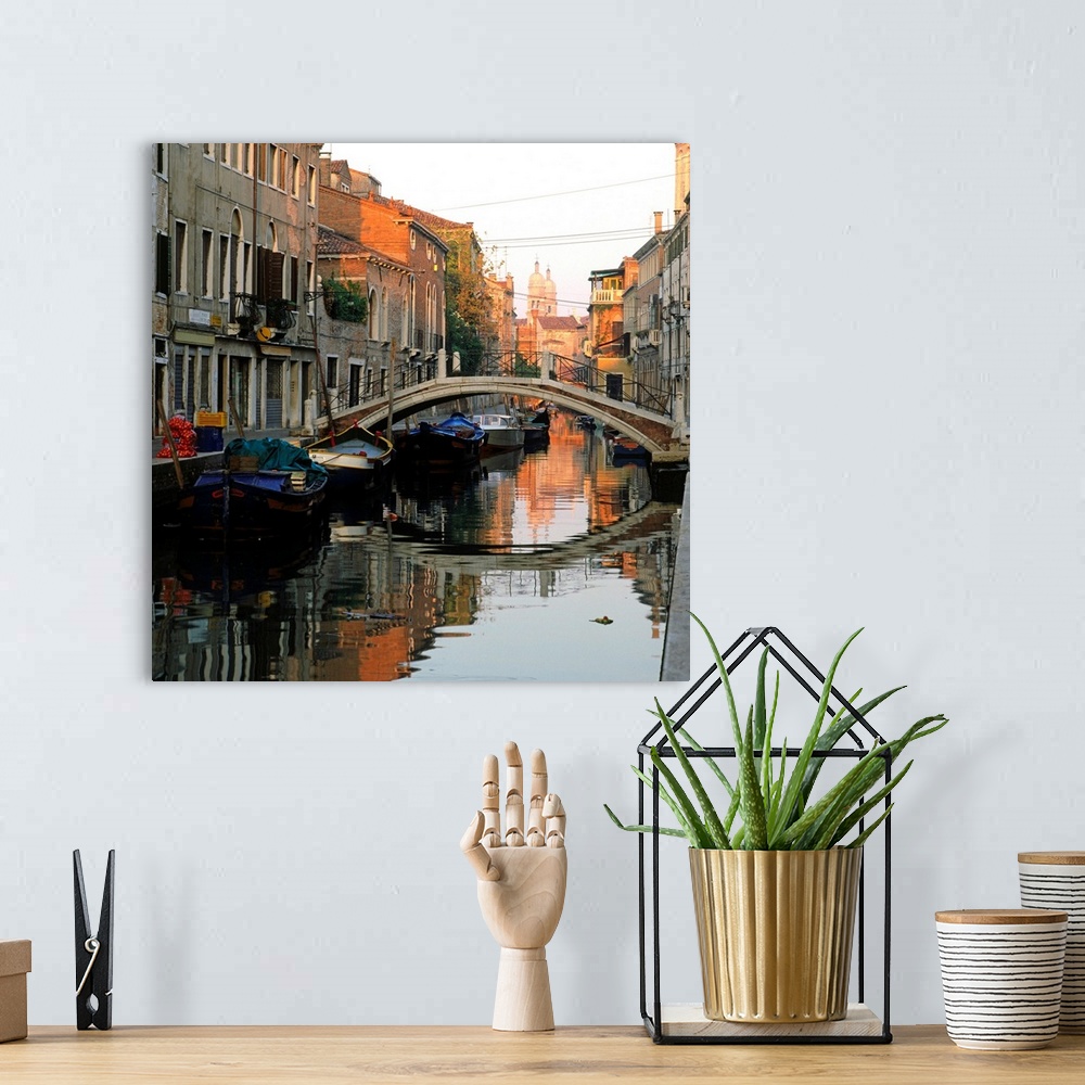 A bohemian room featuring Italy, Venice, Ponte dei Pugni