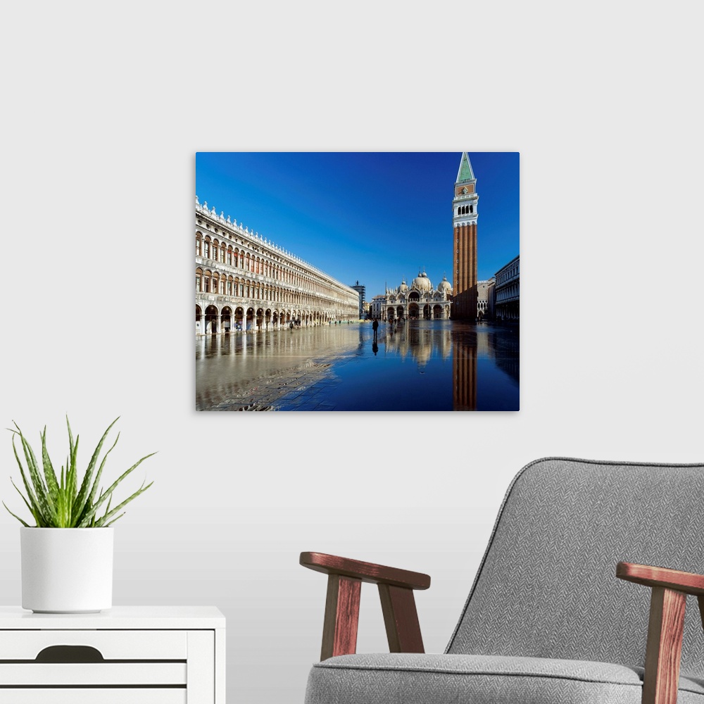 A modern room featuring Italy, Venice, St. Mark's Square and Procuratie Vecchie, floored