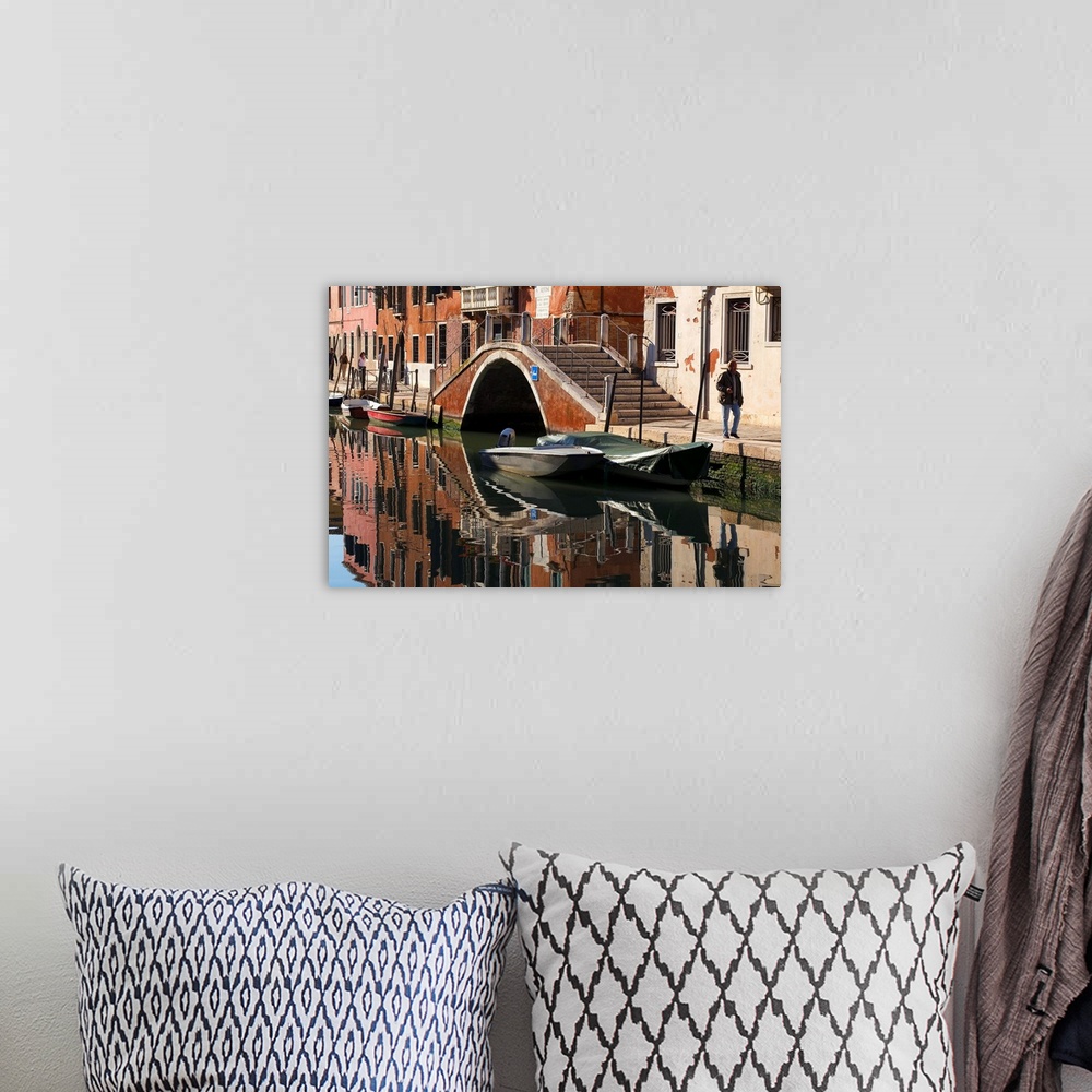 A bohemian room featuring Italy, Venice, Venetian Lagoon, Cannaregio, Fondamenta della Sensa