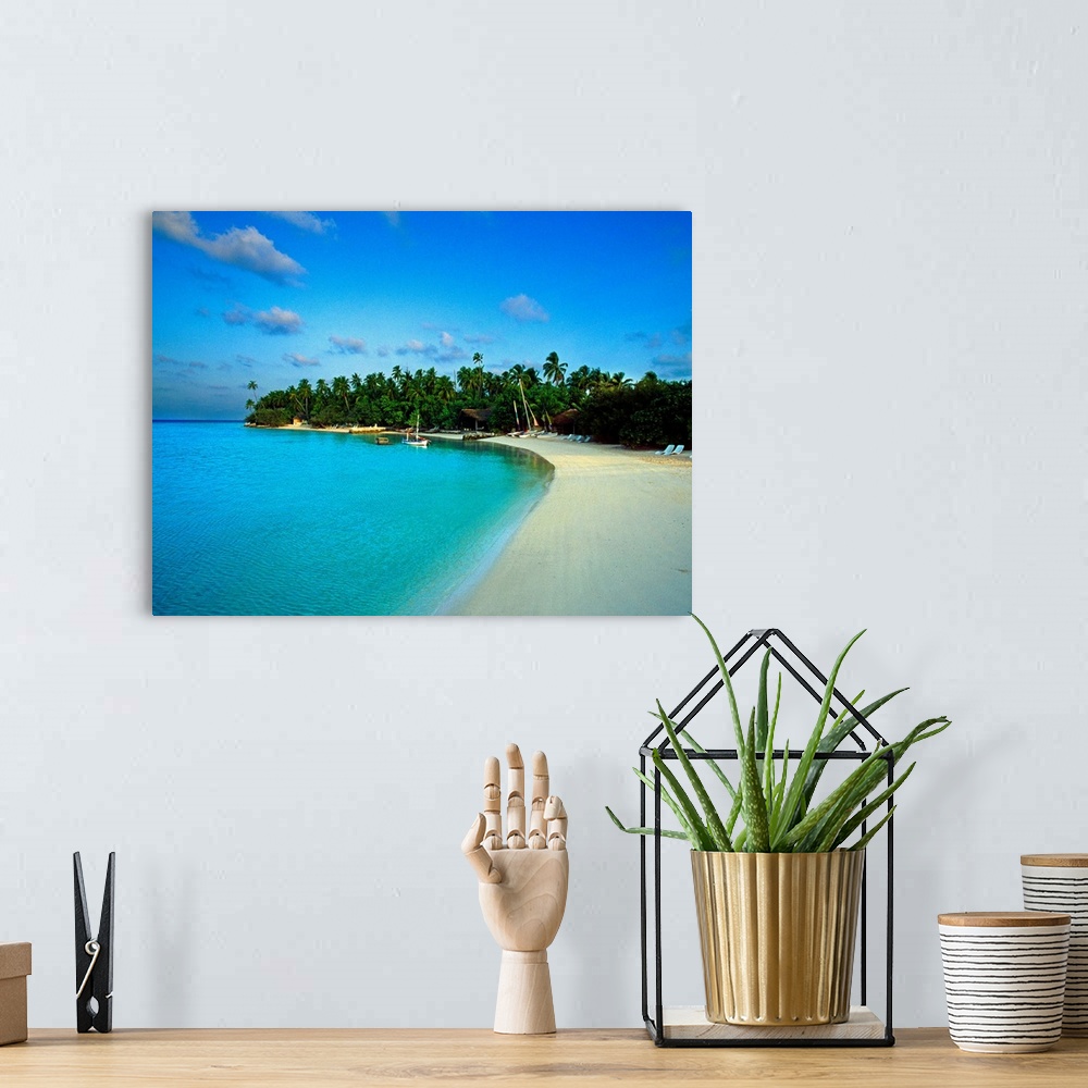 A bohemian room featuring Maldives, Male Atoll, Makunudhoo, Tropics, Indian ocean, The beach