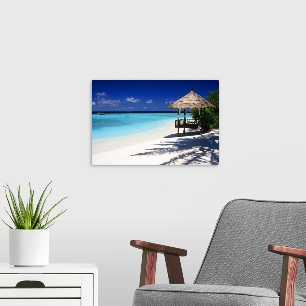 A modern room featuring Maldives, Male Atoll, Tropics, Indian ocean, Vabbinfaru, Banyan Tree Resort