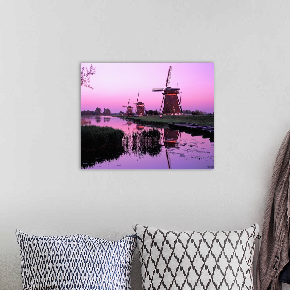 A bohemian room featuring Netherlands, Leidschendam, Windmills