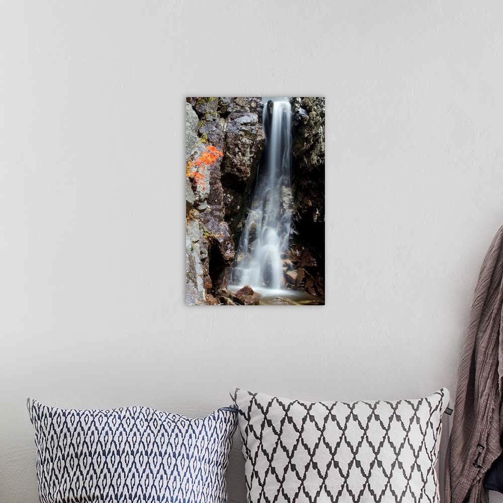 A bohemian room featuring New Hampshire, Crawford Notch, Crawford Notch, The Silver Cascade