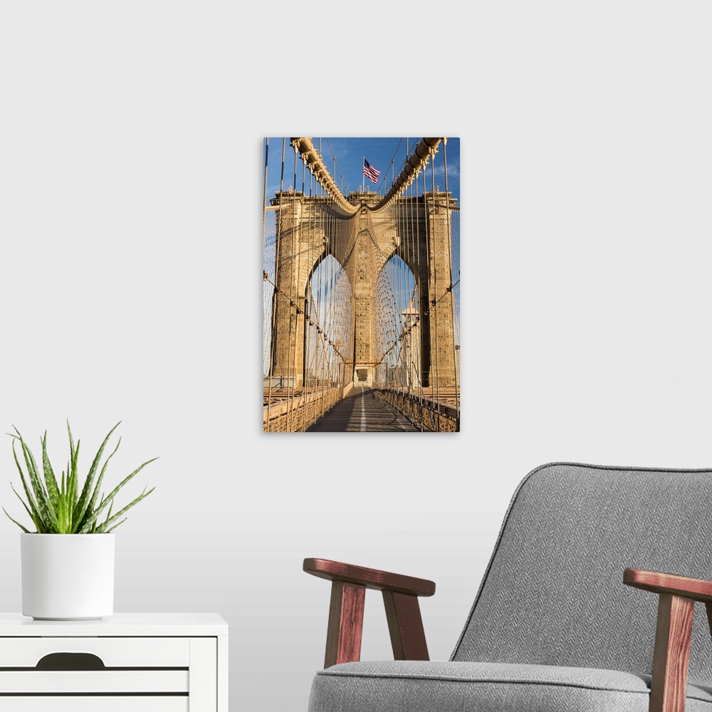 A modern room featuring USA, New York City, Brooklyn, Brooklyn Bridge.