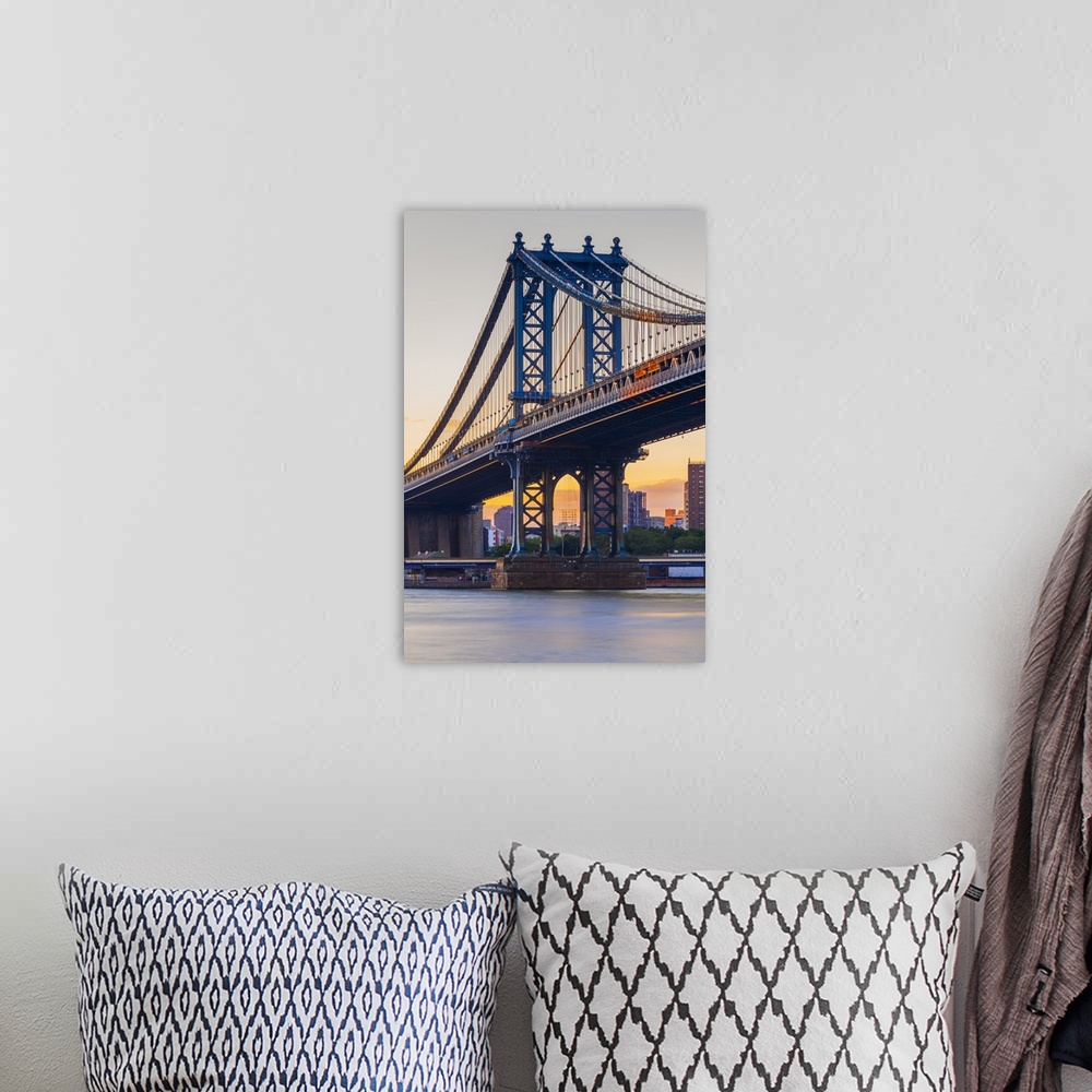 A bohemian room featuring USA, New York City, East River, Brooklyn, Dumbo, Manhattan Bridge.