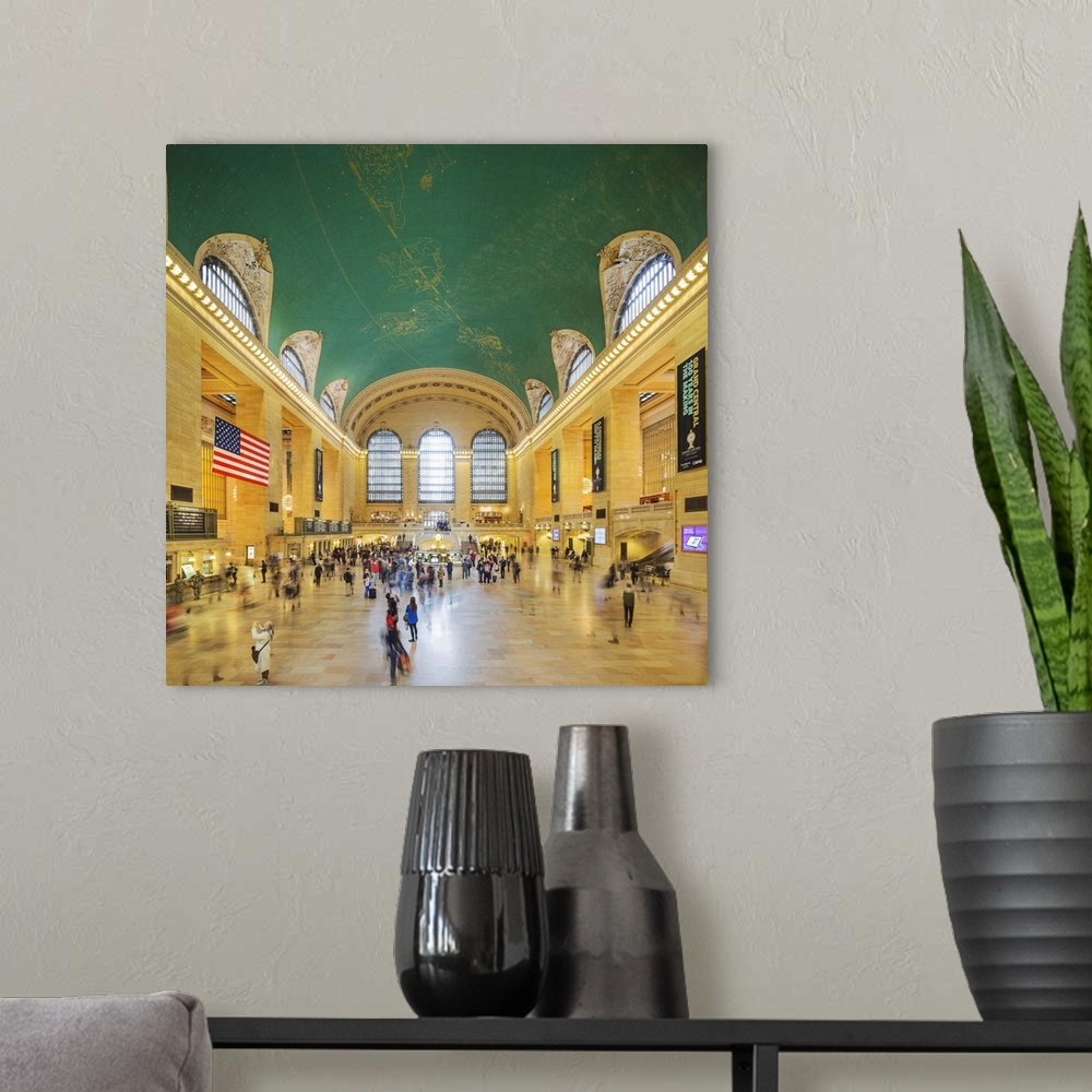A modern room featuring USA, New York City, Manhattan, Midtown, Grand Central Station, Main Concourse.