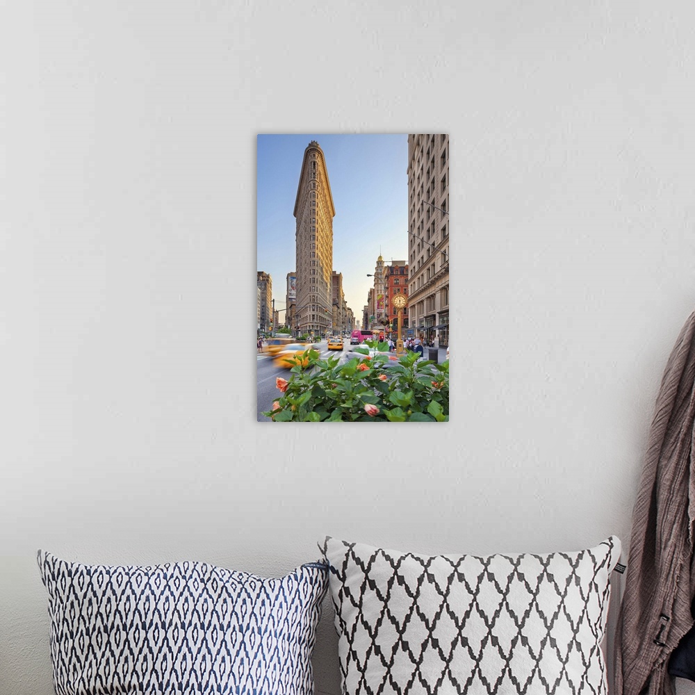 A bohemian room featuring New York City, Manhattan, Flatiron Building