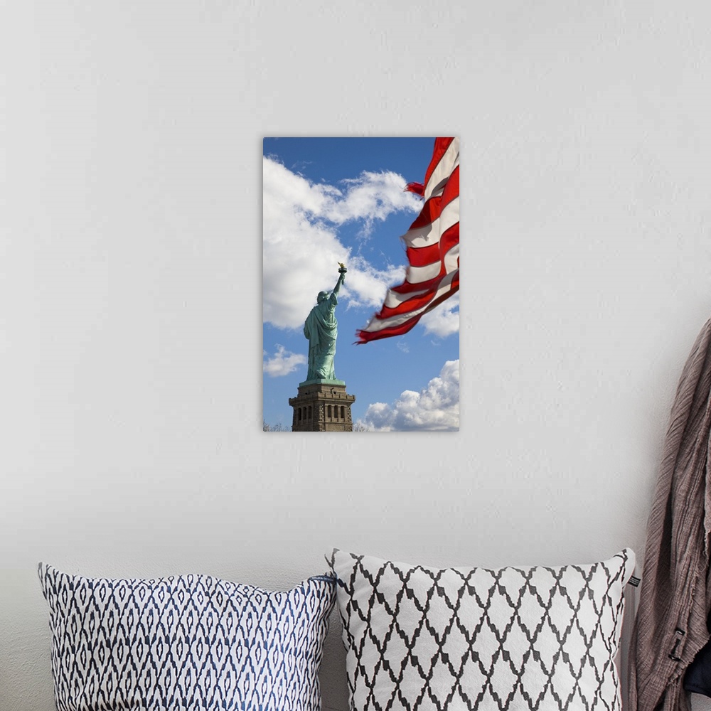 A bohemian room featuring New York State, New York City, Statue of Liberty, Stars and stripes