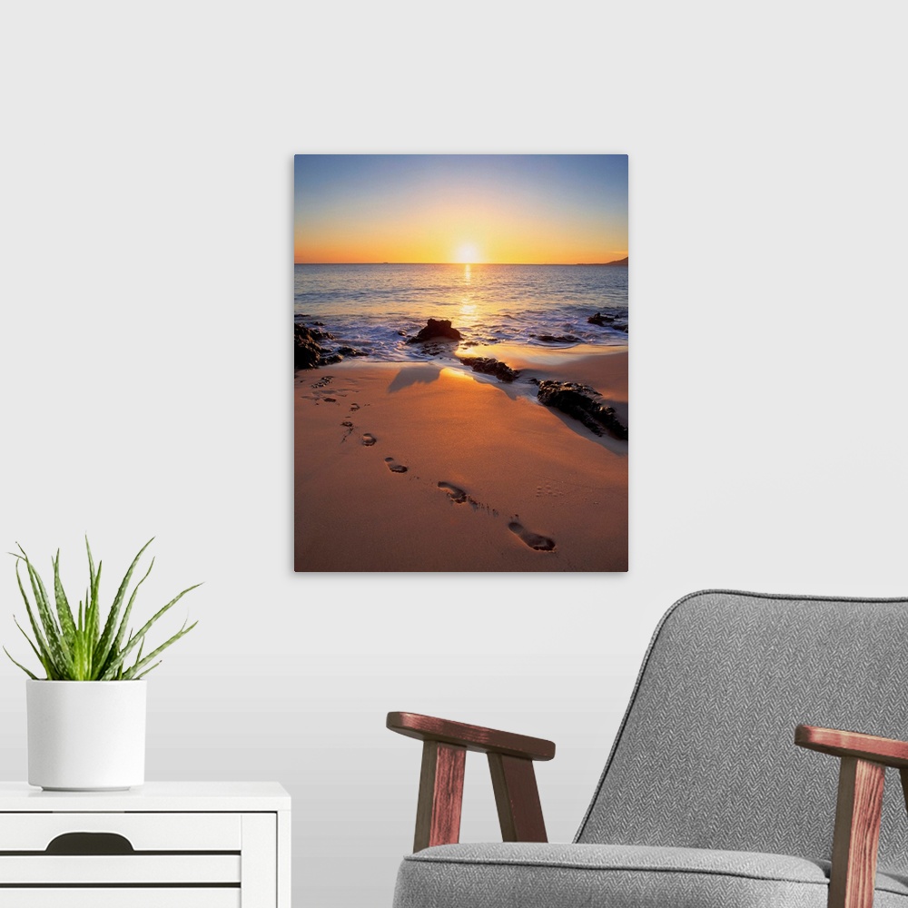 A modern room featuring Spain, Lanzarote, Punta del Papagayo, beach at sunset