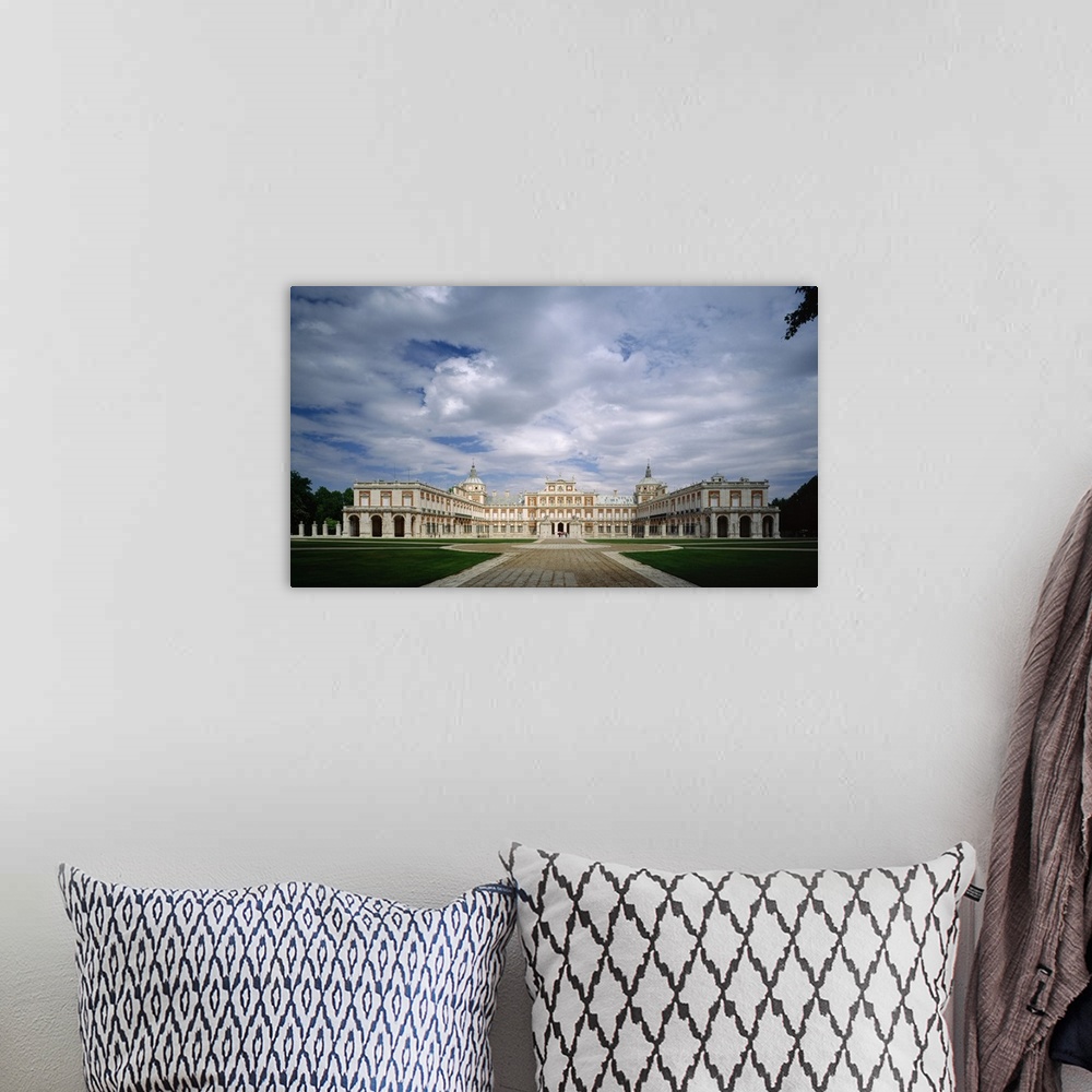 A bohemian room featuring Spain, Madrid, Aranjuez, Palacio Real