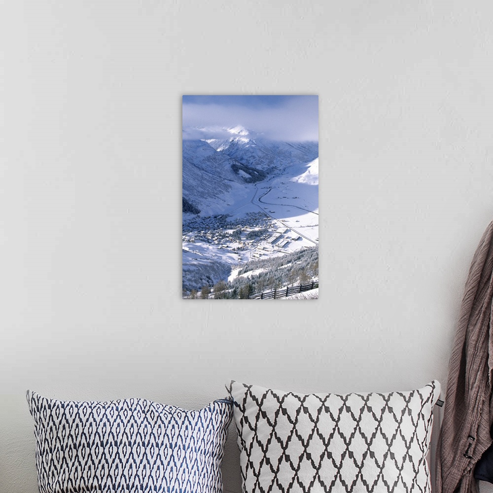 A bohemian room featuring Switzerland, Alps, Uri, Andermatt, panoramic view