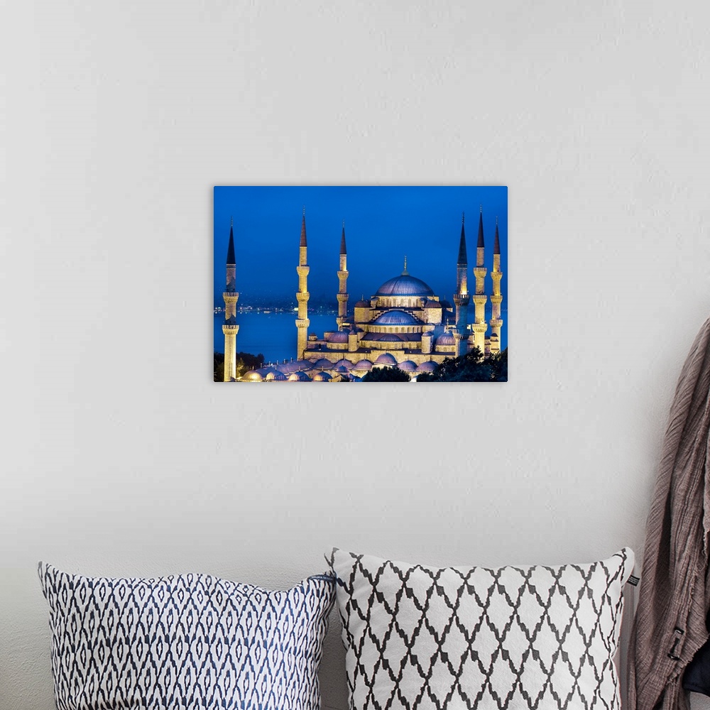 A bohemian room featuring Turkey, Istanbul, Bosphorus, Blue Mosque, Sultan Ahmed Mosque, The mosque at night.