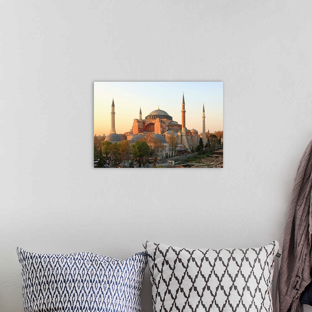 A bohemian room featuring Turkey, Marmara, Middle East, Istanbul, Hagia Sophia