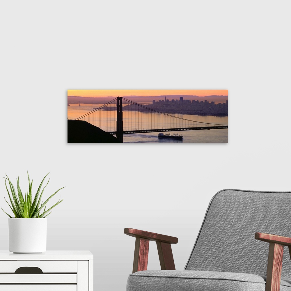 A modern room featuring United States, California, San Francisco, Golden Gate Bridge and Downtown in background