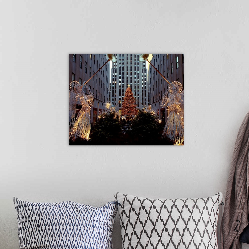 A bohemian room featuring United States, USA, New York, New York City, Manhattan, Rockefeller Center, Christmas tree