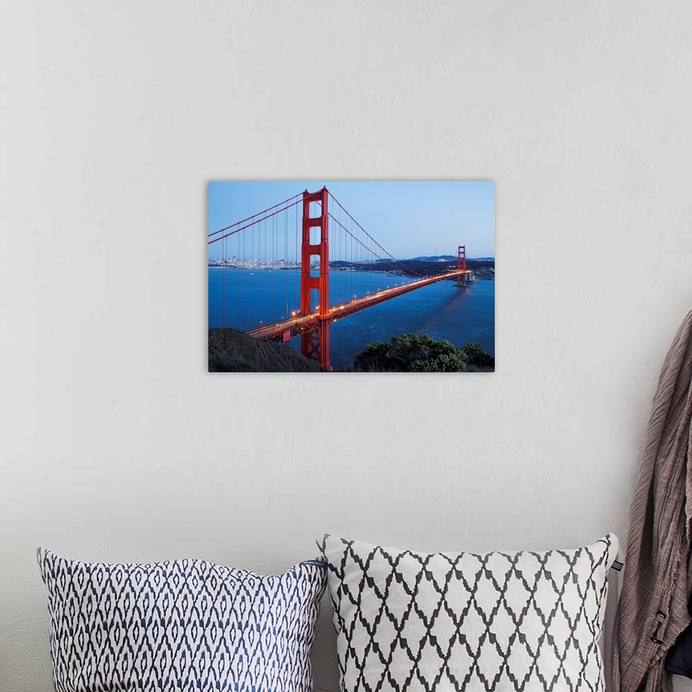 A bohemian room featuring USA, California, San Francisco, Golden Gate Bridge, Pacific ocean