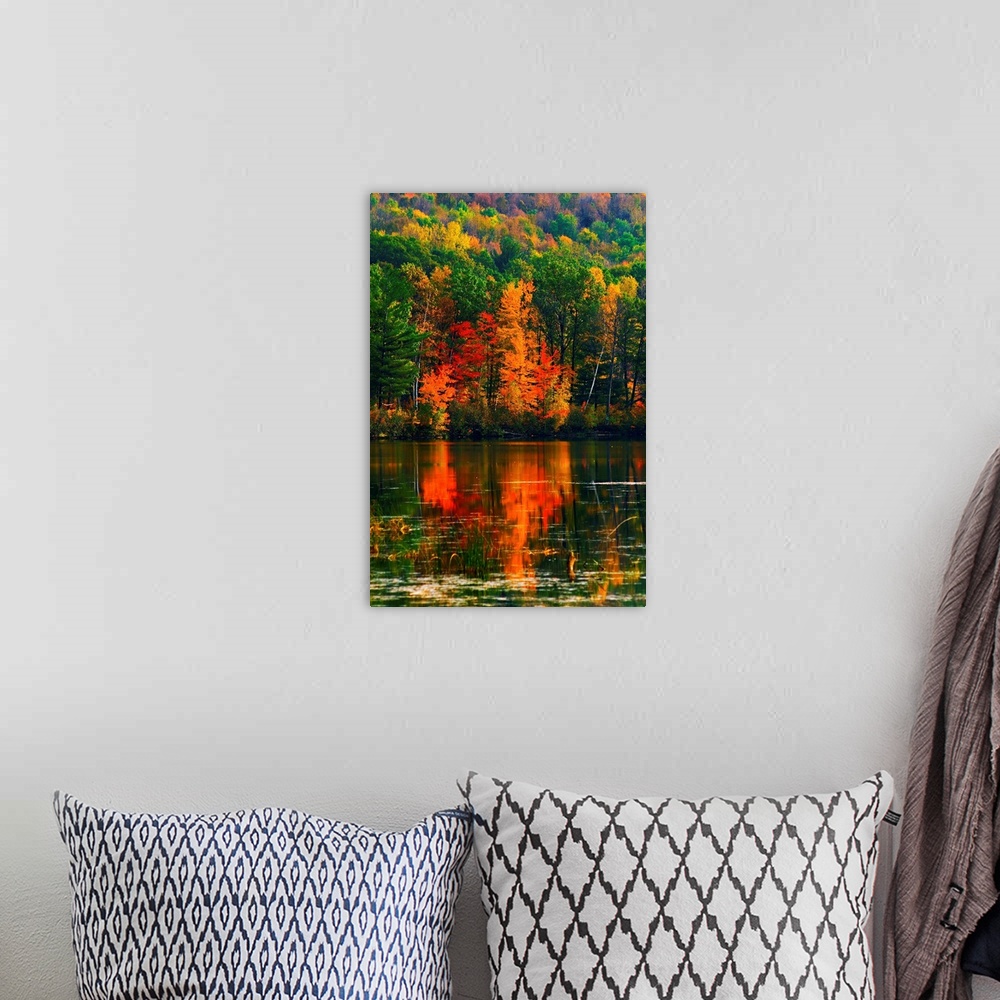 A bohemian room featuring USA, Vermont, Arrowhead Mountain Lake.
